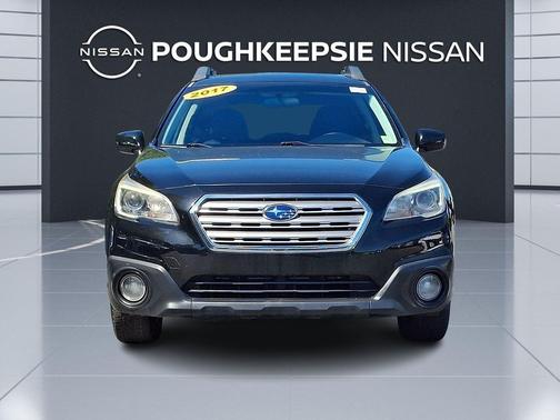 Crystal Black Silica 2017 Subaru Outback 2.5i Premium