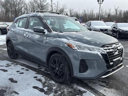 2023 Nissan Kicks SV