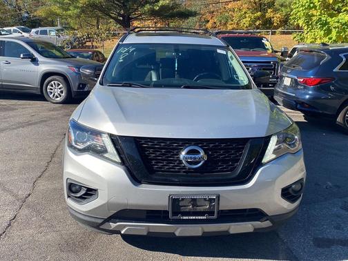 2020 Nissan Pathfinder SL 4WD