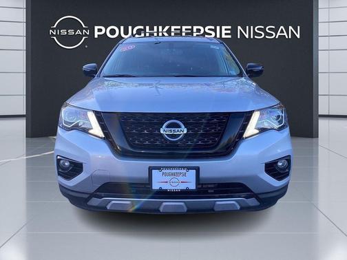 2020 Nissan Pathfinder SL 4WD