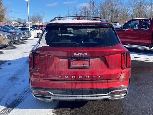 2022 Kia Sorento S