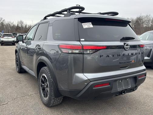 2024 Nissan Pathfinder Rock Creek 4WD