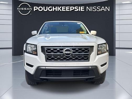 Glacier White 2022 Nissan Frontier SV