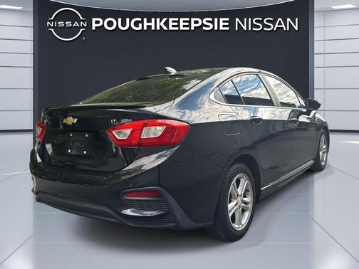 Mosaic Black Metallic 2016 Chevrolet Cruze LT Auto