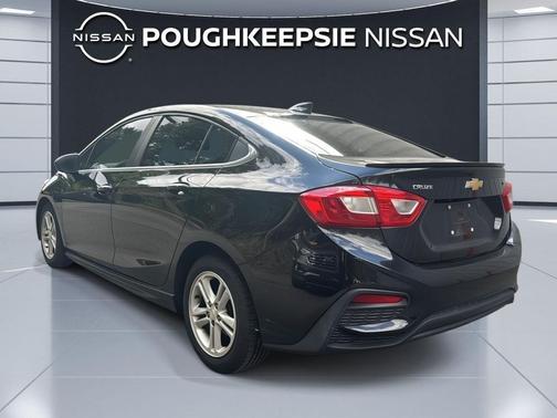 Mosaic Black Metallic 2016 Chevrolet Cruze LT Auto