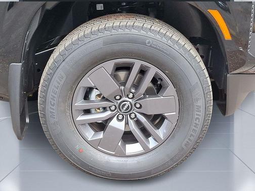 2026 Nissan Frontier 