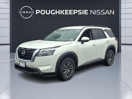 2024 Nissan Pathfinder SV 4WD