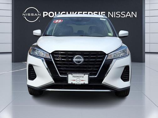 Fresh Powder 2023 Nissan Kicks SV