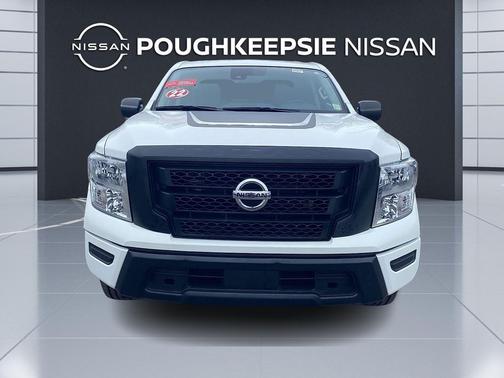 2022 Nissan Titan S