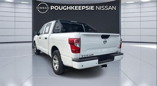2022 Nissan Titan S