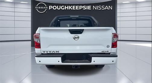 2022 Nissan Titan S