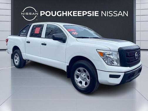 2022 Nissan Titan S
