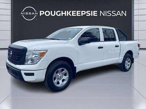 2022 Nissan Titan S