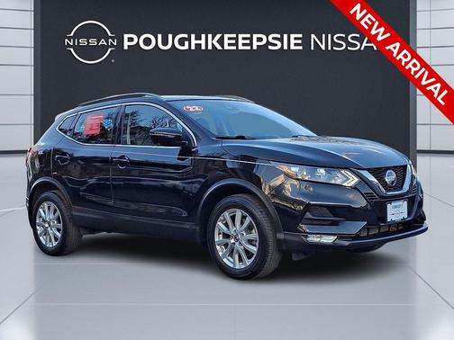 Magnetic Black Pearl 2022 Nissan Rogue Sport SV SUV