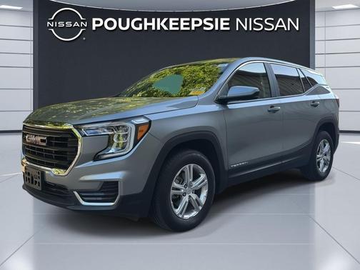 Sterling Metallic 2024 GMC Terrain SLE