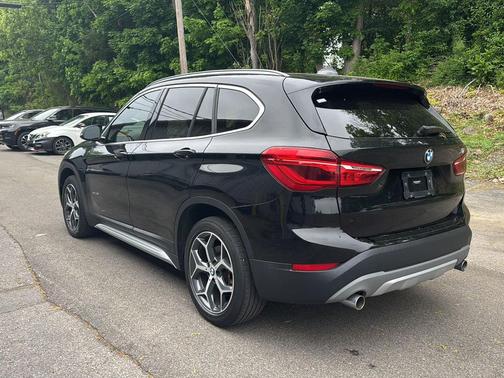 Jet Black 2018 BMW X1 sDrive28i