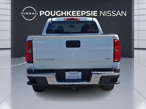 Summit White 2022 Chevrolet Colorado WT