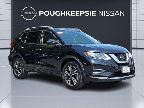 Magnetic Black Pearl 2019 Nissan Rogue SV