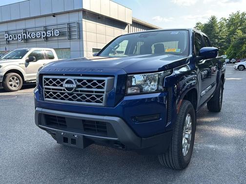 Deep Blue Pearl 2023 Nissan Frontier SV