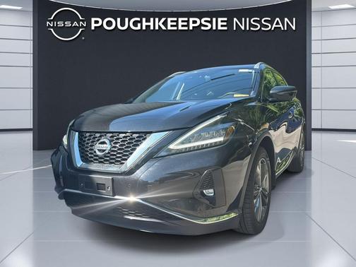 Magnetic Black Pearl 2019 Nissan Murano Platinum