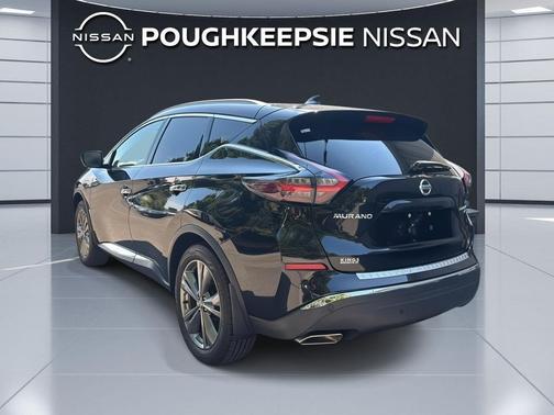 Magnetic Black Pearl 2019 Nissan Murano Platinum