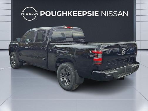 Super Black 2026 Nissan Frontier SV