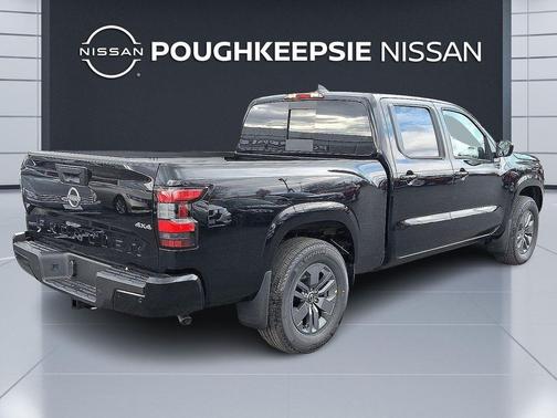 Super Black 2026 Nissan Frontier SV