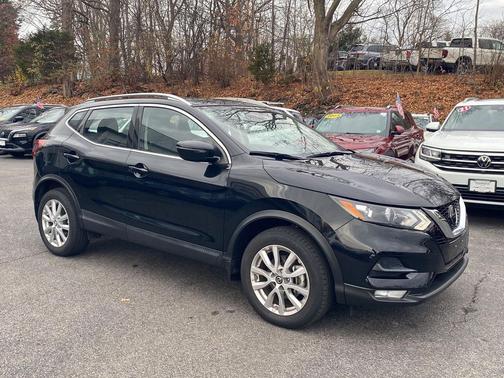 2021 Nissan Rogue Sport SV