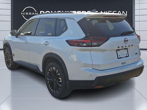 Everest White Pearl Tricoat 2026 Nissan Rogue Dark Armor
