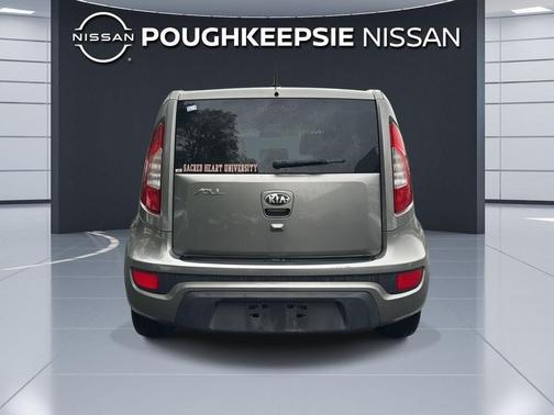 Bright Silver Metallic 2013 Kia Soul +