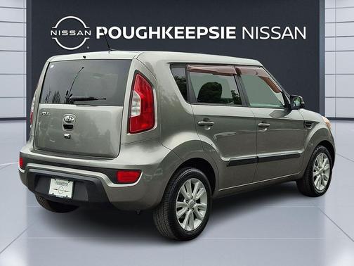 Bright Silver Metallic 2013 Kia Soul +