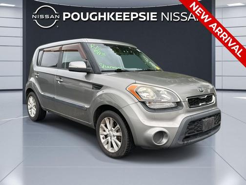 Bright Silver Metallic 2013 Kia Soul +