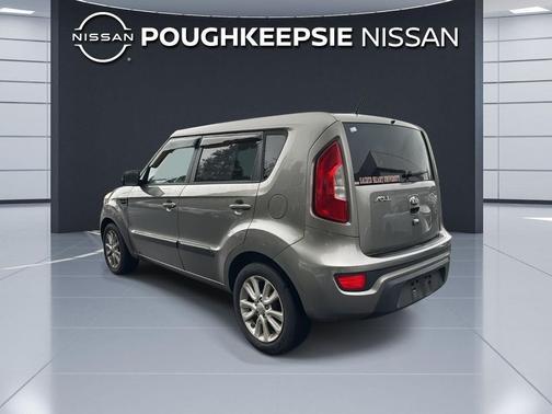 Bright Silver Metallic 2013 Kia Soul +