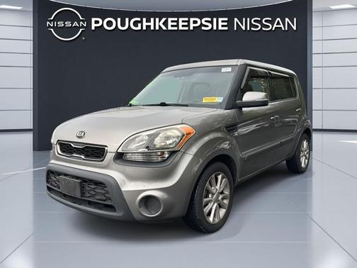 Bright Silver Metallic 2013 Kia Soul +