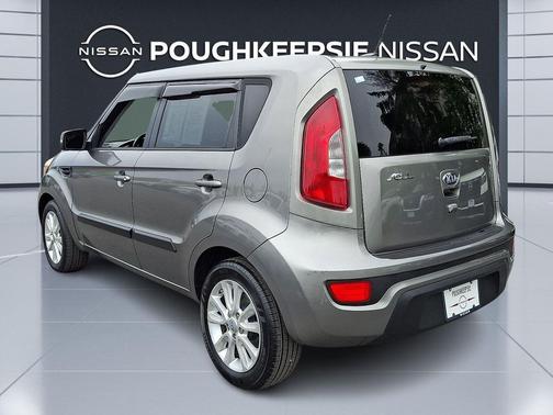 Bright Silver Metallic 2013 Kia Soul +