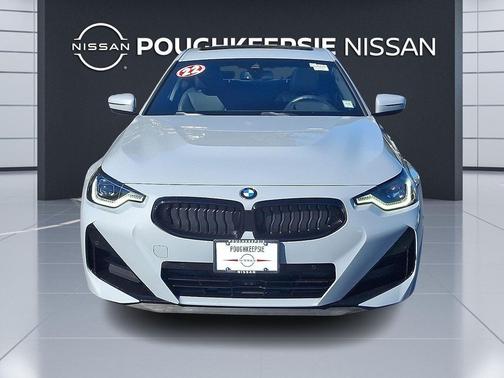 2022 BMW 230 i