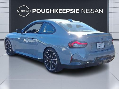 2022 BMW 230 i