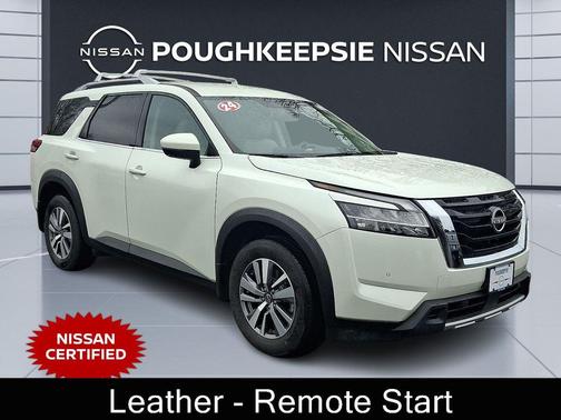 2024 Nissan Pathfinder SL 4WD