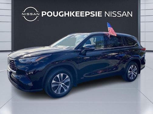 2020 Toyota Highlander Hybrid XLE