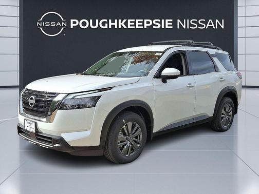 2025 Nissan Pathfinder SV 4WD