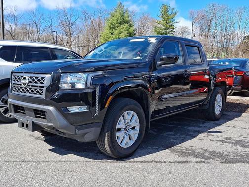 2023 Nissan Frontier SV