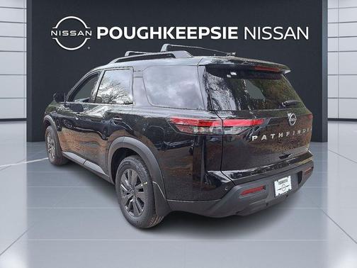 2025 Nissan Pathfinder SV 4WD