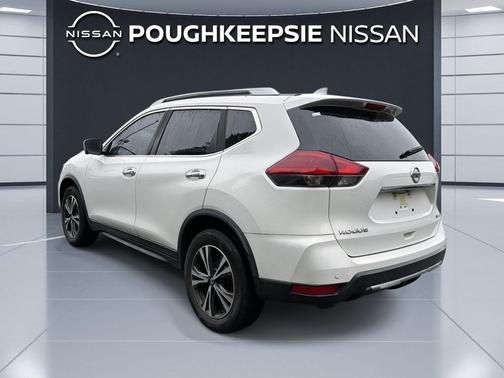 Glacier White 2020 Nissan Rogue SV