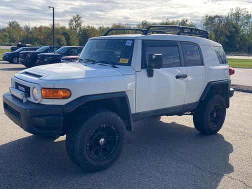 2013 Toyota FJ Cruiser Base