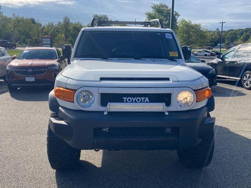 2013 Toyota FJ Cruiser Base