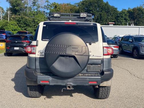 2013 Toyota FJ Cruiser Base