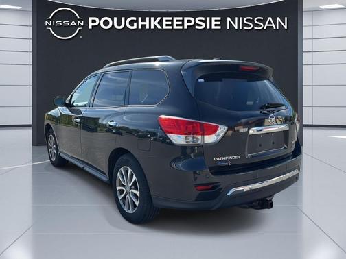 Magnetic Black 2015 Nissan Pathfinder SV