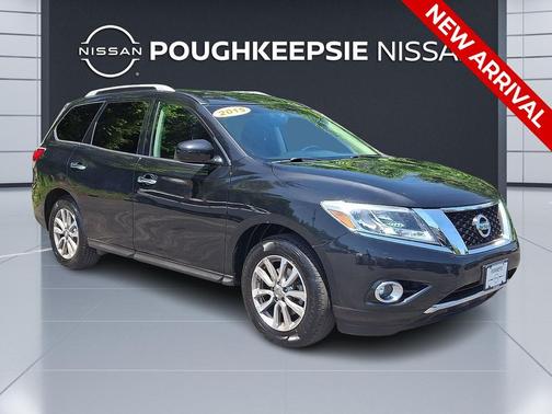 Magnetic Black 2015 Nissan Pathfinder SV