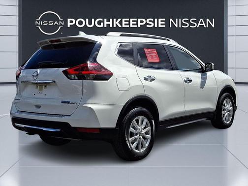 2020 Nissan Rogue S