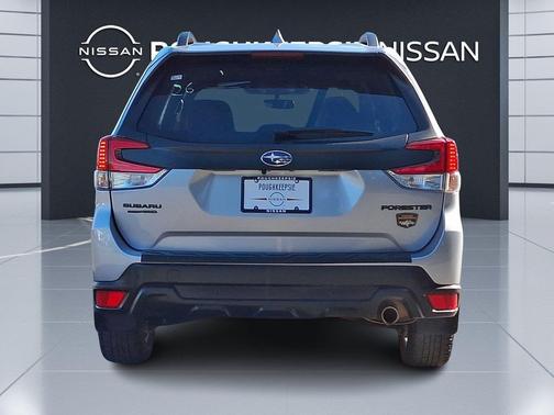 Ice Silver Metallic 2022 Subaru Forester Wilderness
